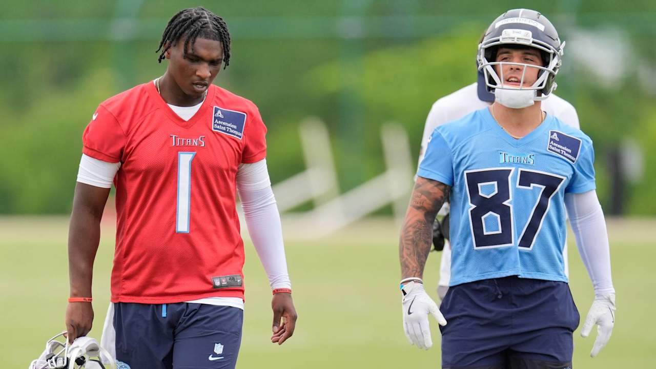 Cam Ward fought for Titans to sign Miami Wr Xavier Restrepo: "Why wouldn't you push him?"