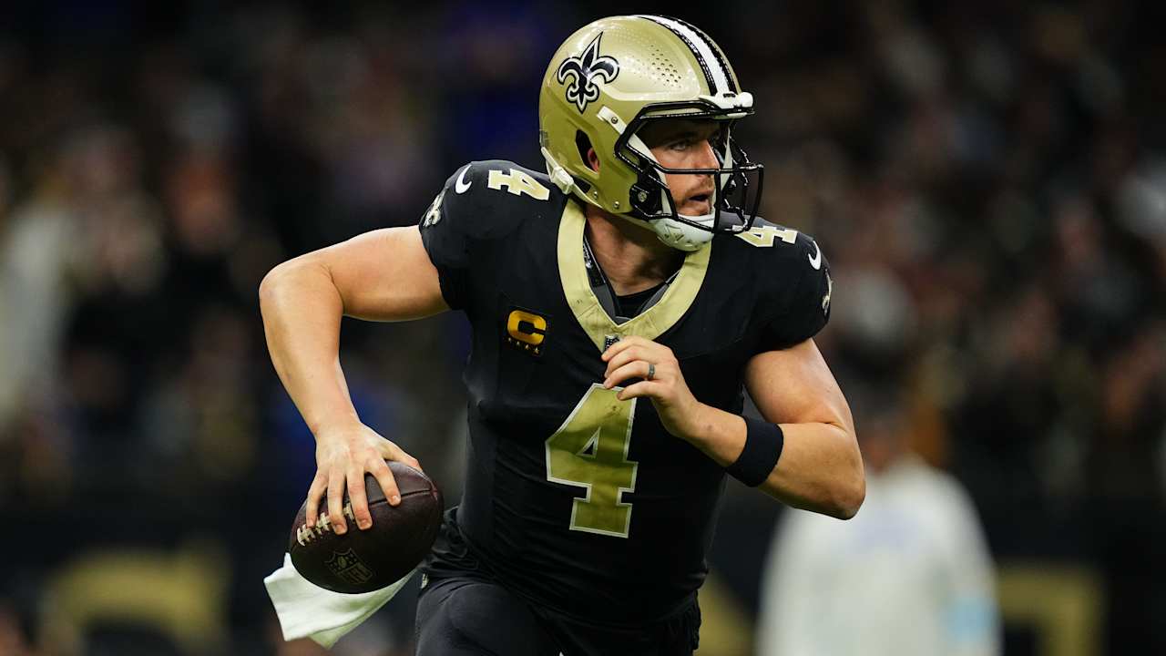 Holy QB Derek Carr still weighs potential axes; Decision was expected sooner than later
