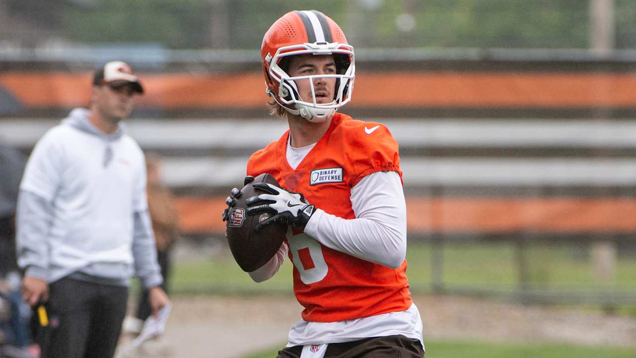 Kenny Pickett: Year in Philadelphia showed me "how to be done"