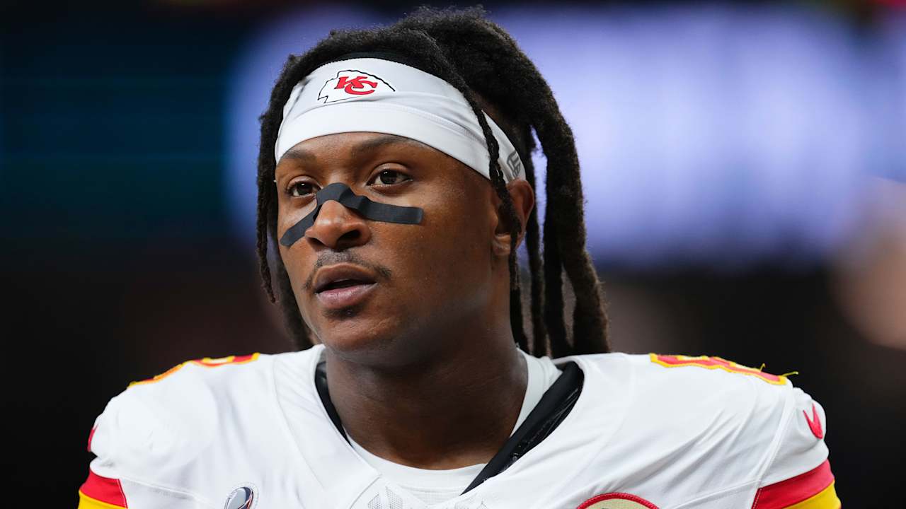 Ravens Wr Deandre Hopkins to impress the gym