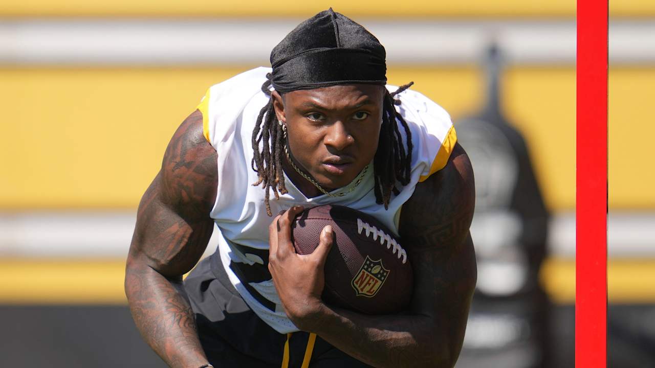 Steelers Newcomer RB Kaleb Johnson on versatility: 'I could be Derrick Henry again or I could be Dalvin Cook Back'
