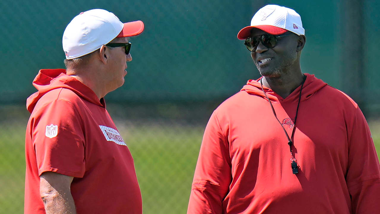 Buccaneers Sign Todd Bowles, Coach, GM Jason Licht for many years of contract extension