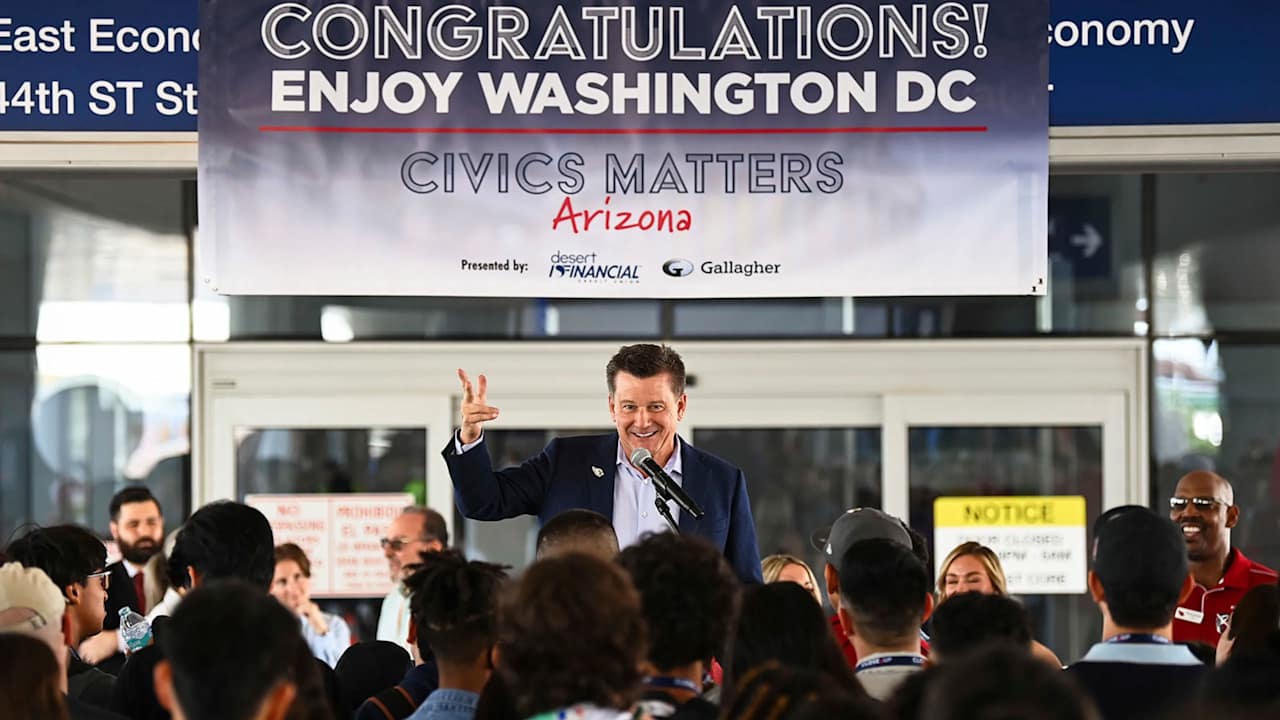 Cardinals fly 275 students to Washington DC in civilian affairs in Arizona