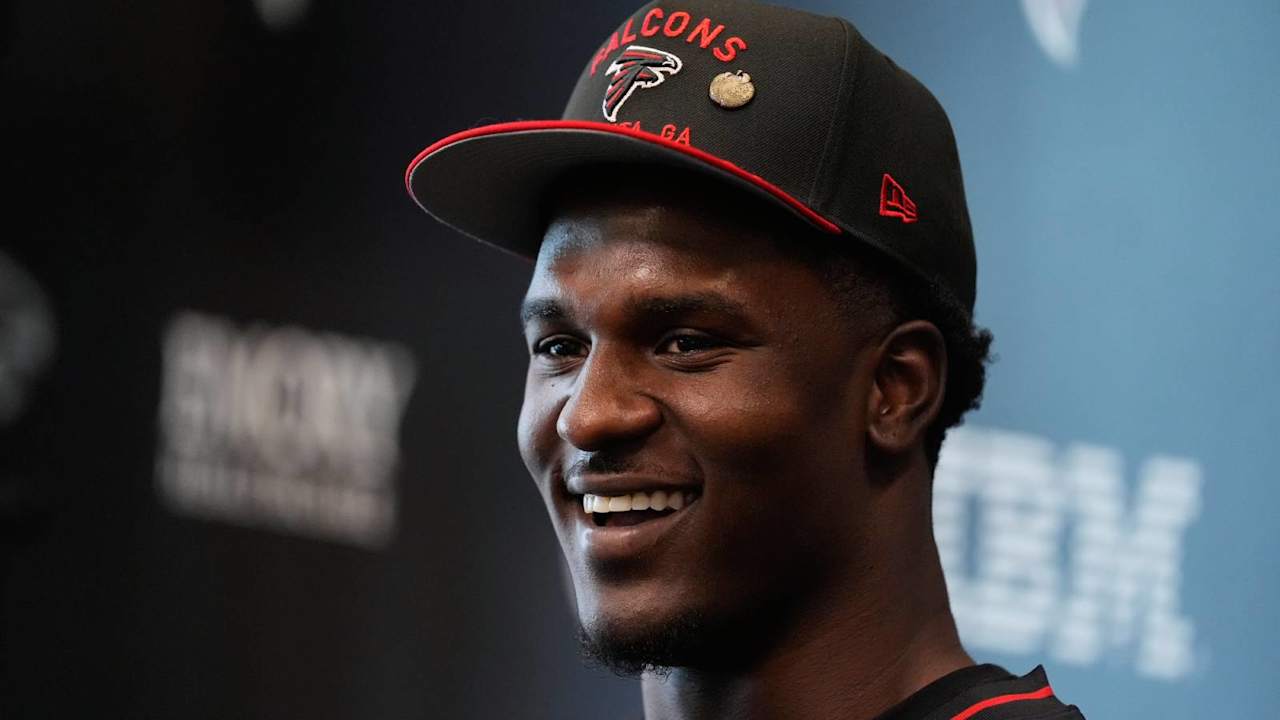 Falcons DC Jeff Ulbrich see great potential in the first round of James Pearce Jr.