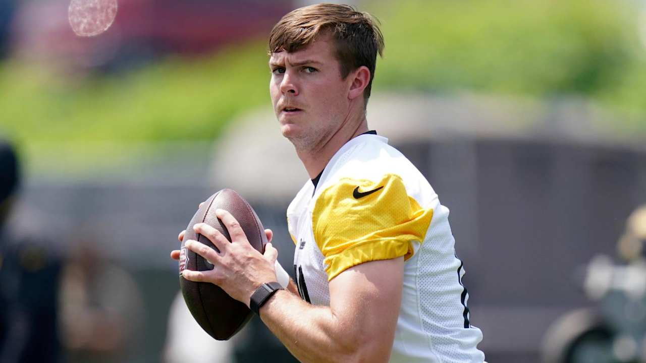 Novice novice will Howard embrace instructions from Aaron Rodgers: 'He has been so awesome to me'