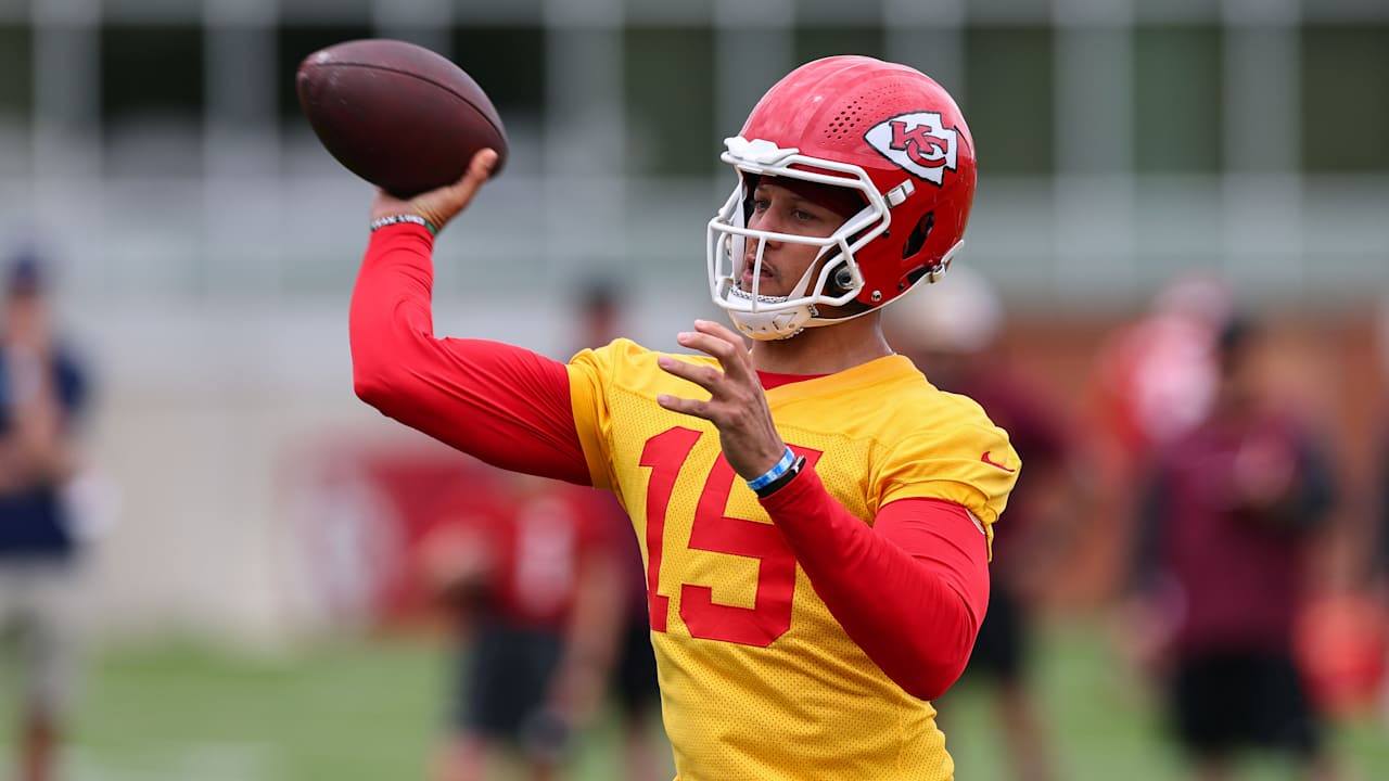 Chiefs QB Patrick Mahomes ready to leave the Super Bowl Tap by 2025: 'Let's just play football'
