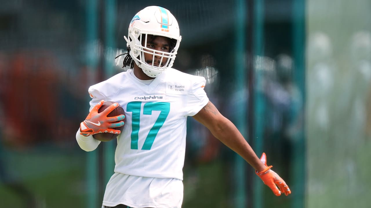 Jaylen Waddle, Dolphins, looks to pass 2024 fight: "Certainly the year I didn't want as an individual"