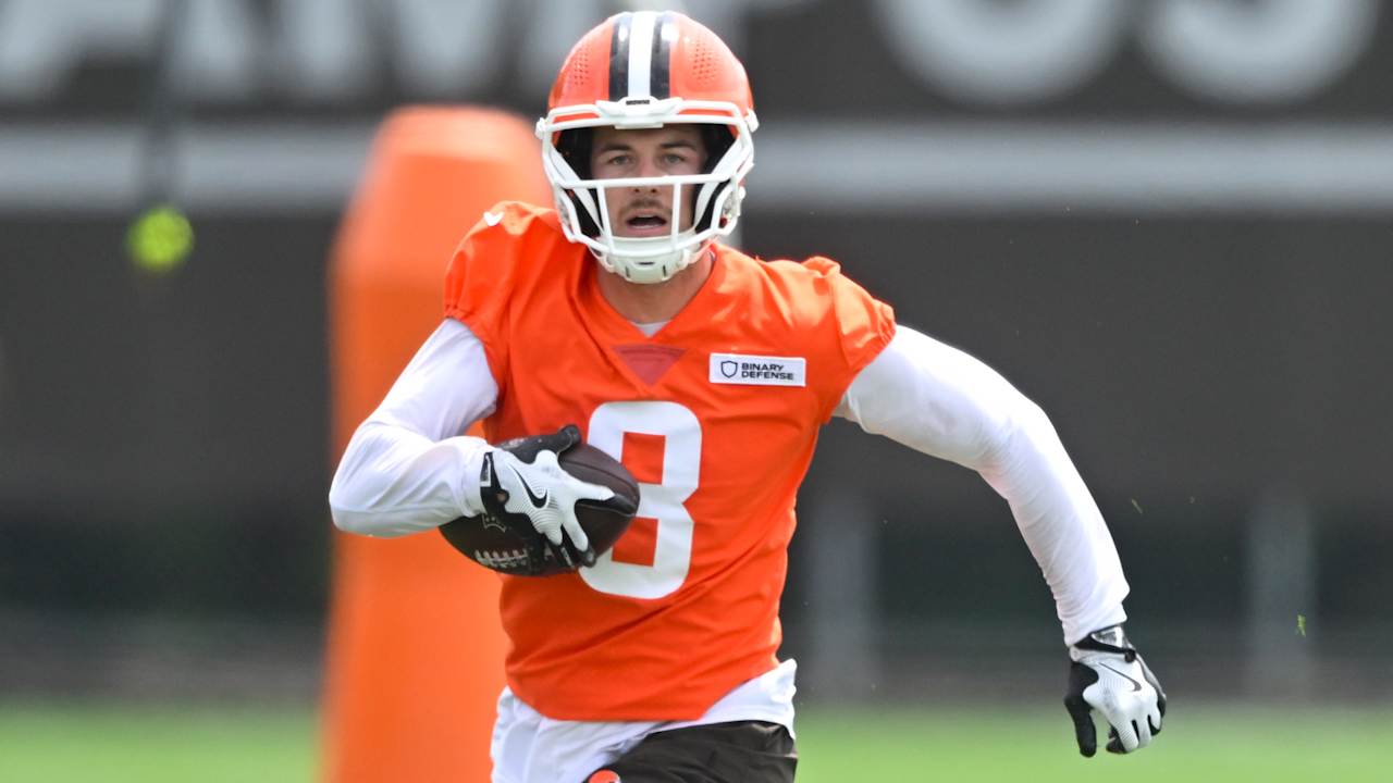 Kenny Pickett, Browns, will suffer mild injuries to hamstring within QB in training camp