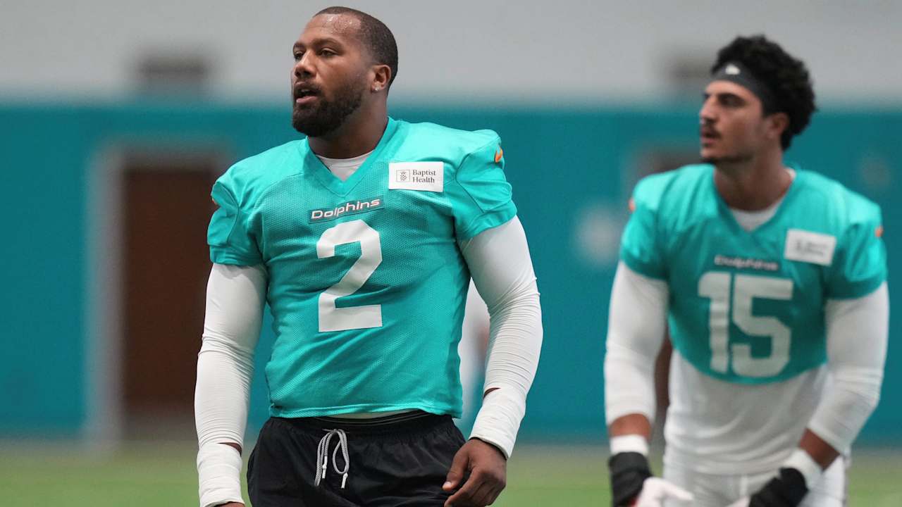 Pass Rush Trio Dolphins from Bradley Chubb, Jaelan Phillips, Chop Robinson Ready for 'Race' to QB