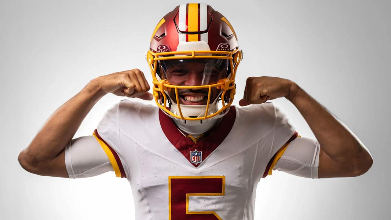 Superiors expose 'Super Bowl Era' alternate form, helmet