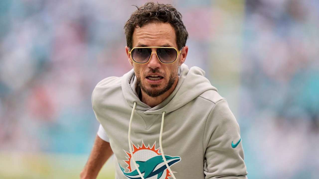 Dolphins players Mike McDaniel. We have to get it better '