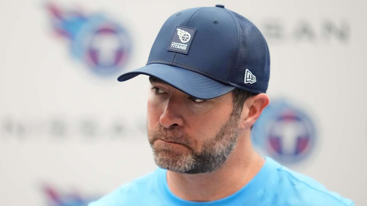 Titans coach Brian Callahan is not worried that fans call for their shots after 0-3 start