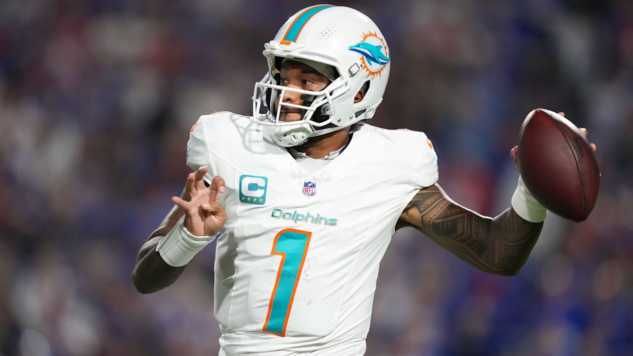 Tua Tagovailoa's interruption in the fourth quarter sinks dolphins for seventh losses in a row to bills