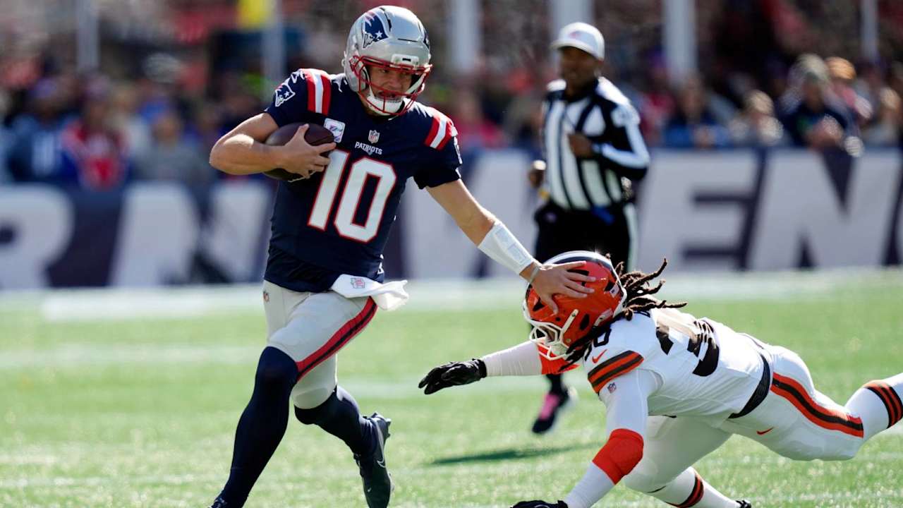 Patriots QB Drake Maye ignores MVP chants as New England wins fifth straight