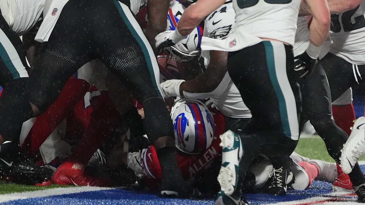 Bills QB Josh Allen becomes the fastest, youngest player to reach 300 touchdowns