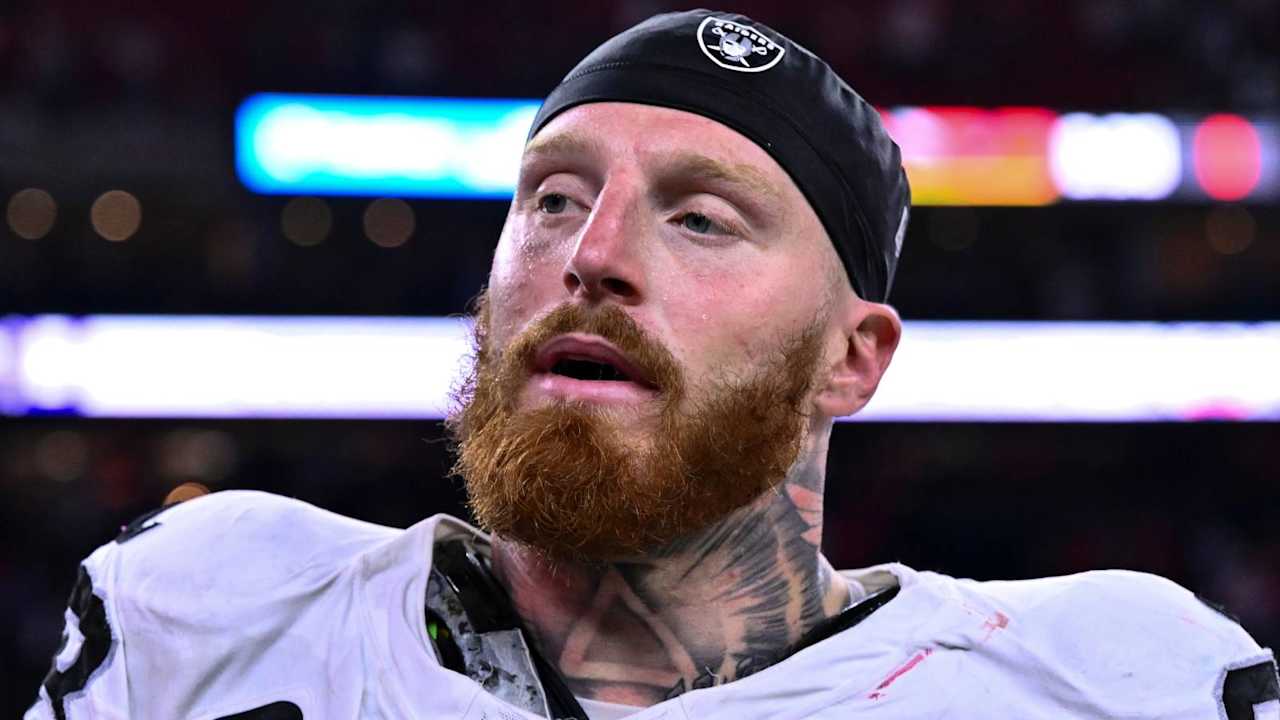 Raiders place Maxx Crosby on injured reserve; DE to undergo postseason knee surgery