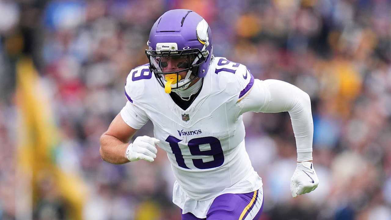 Vikings waive Adam Thielen after WR request to be released