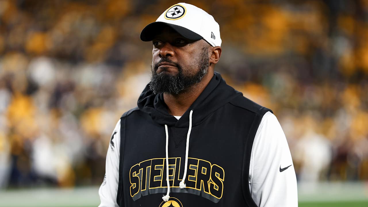 Mike Tomlin is stepping down as Steelers head coach after 19 seasons