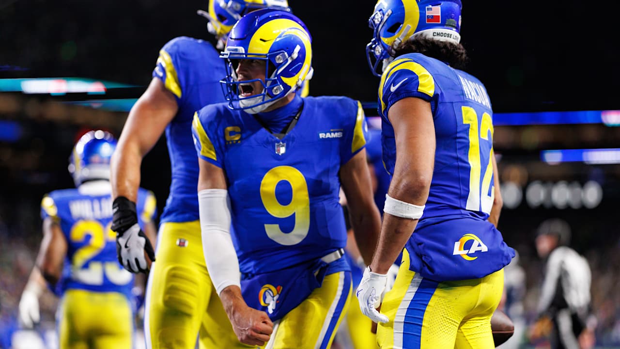 Patriots RB Rhamondre Stevenson, Rams QB Matthew Stafford highlight players of the week