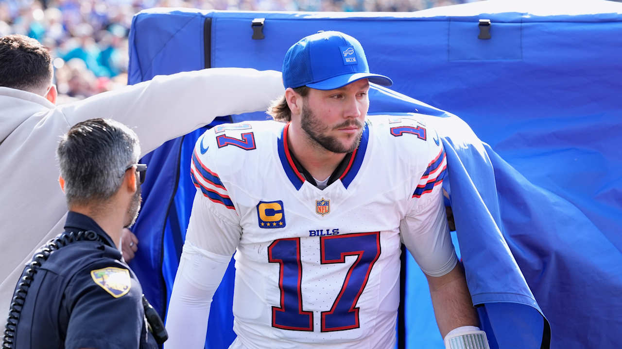 Road warrior: QB Josh Allen leads Bills to comeback win over Jaguars with 3 total TDs