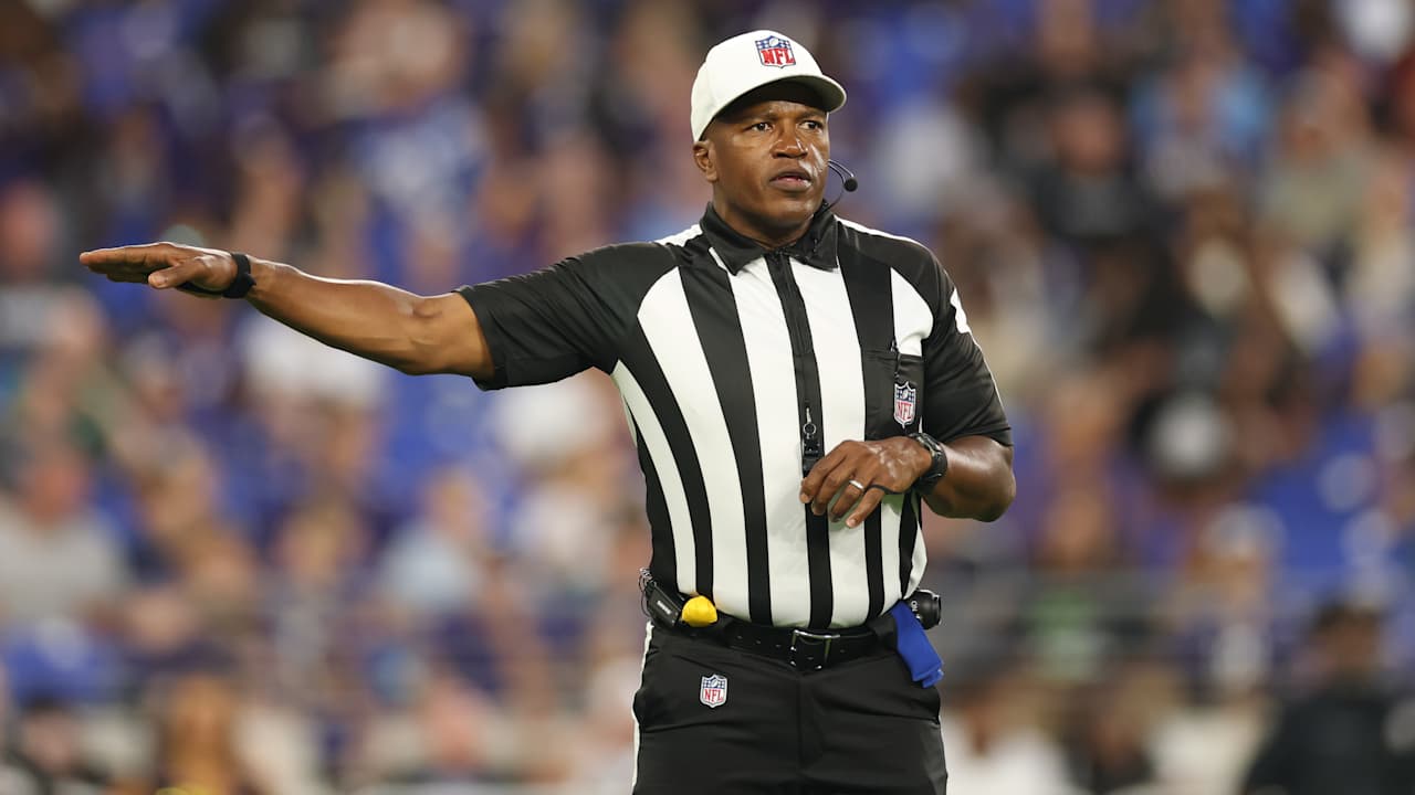 Super Bowl LX Officiating Crew: Referee Shawn Smith Makes Super Bowl Debut