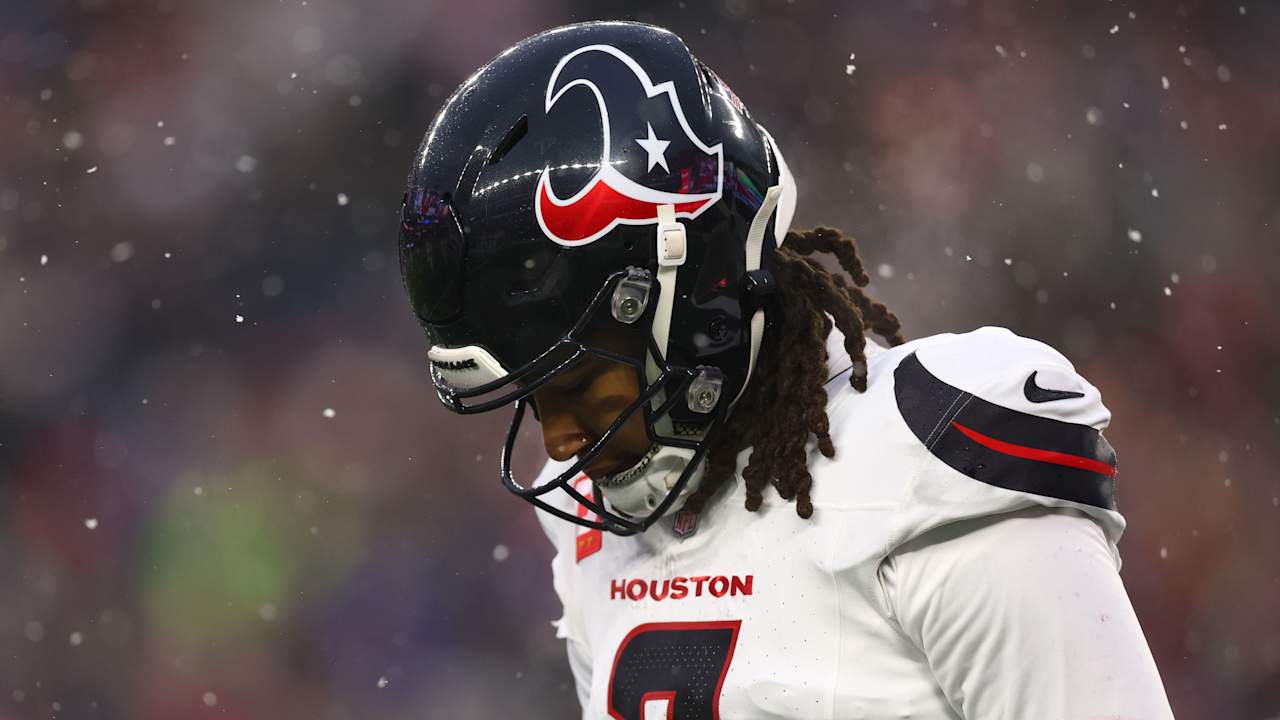 Texas coach DeMeco Ryans backs QB CJ Stroud after a four-INT game in loss to Patriots