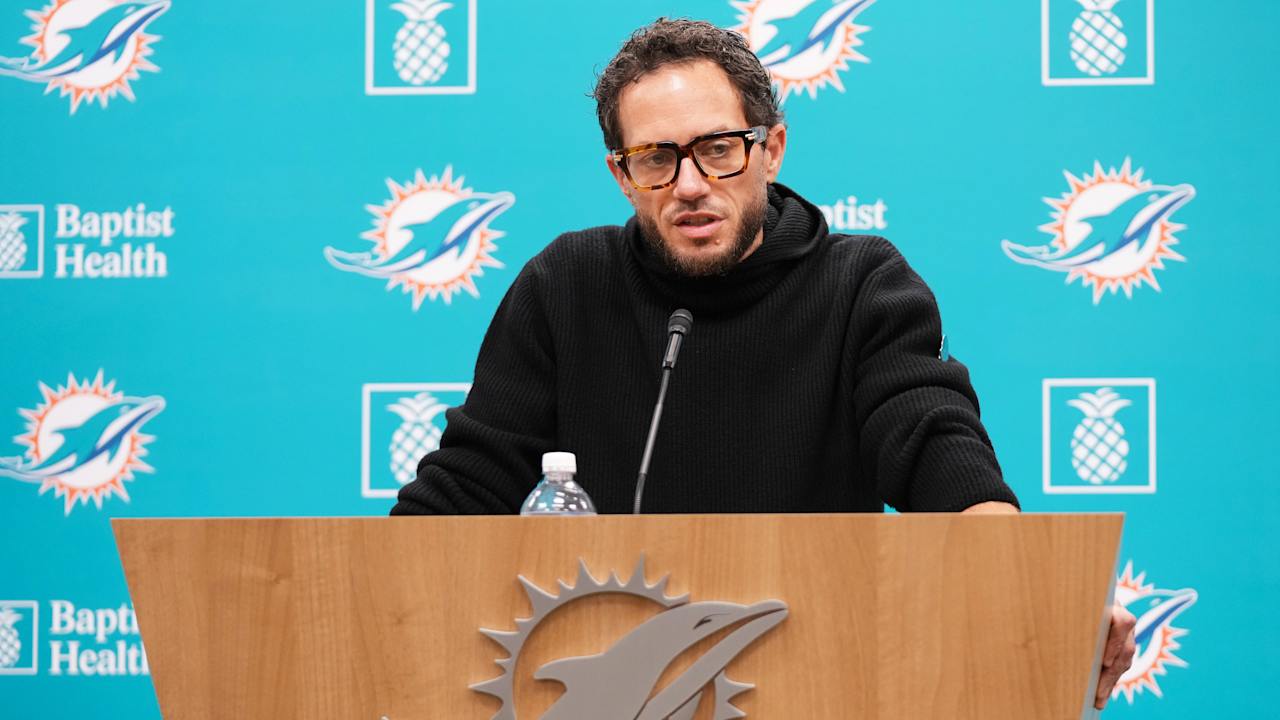 The Chargers are set to hire former Dolphins head coach Mike McDaniel as their offensive coordinator