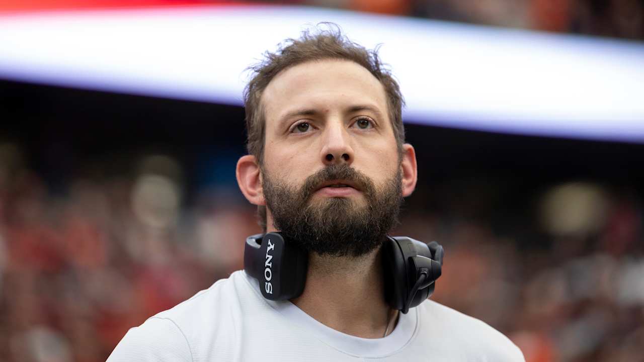 Broncos make QBs coach Davis Webb offensive line coach