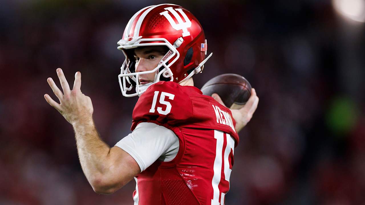 Raiders coach Klint Kubiak on QB Fernando Mendoza: 'You want a winner'