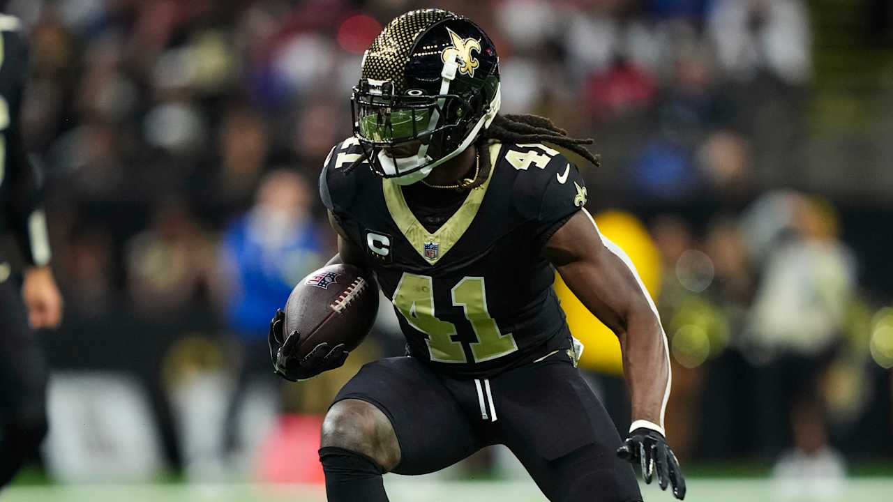 Kellen Moore is non-committal about Alvin Kamara's future with Saints after Travis Etienne signed