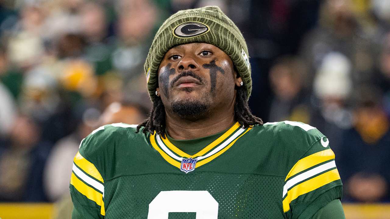 QB Malik Willis, Dolphins agree to three-year, $67.5M contract