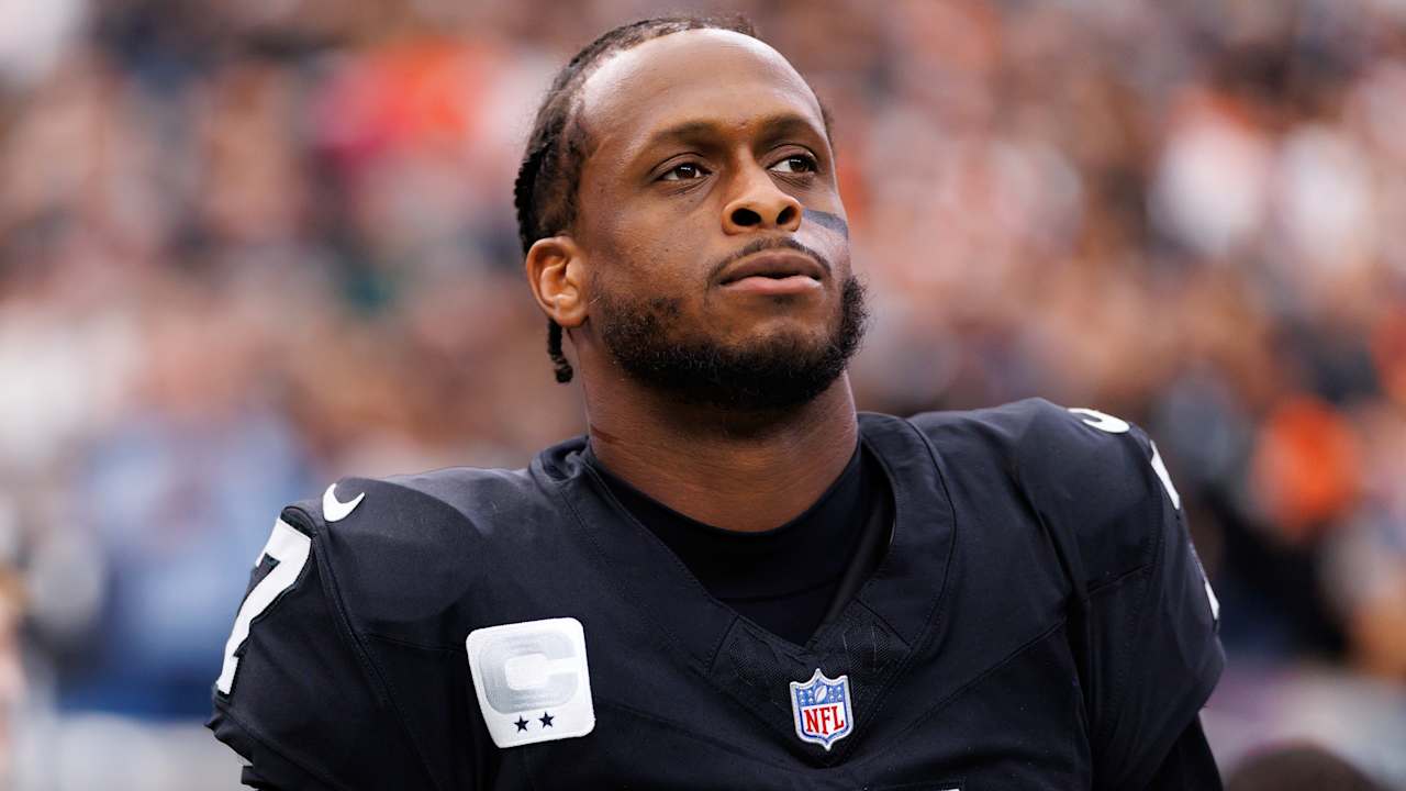 Raiders release QB Geno Smith after one season with franchise