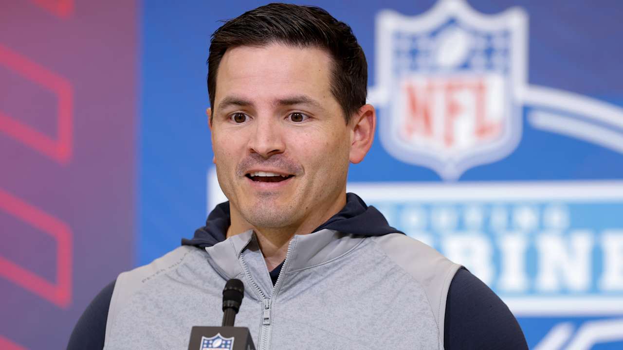 Seahawks HC Mike Macdonald isn't too worried about replacing Super Bowl MVP Kenneth Walker III