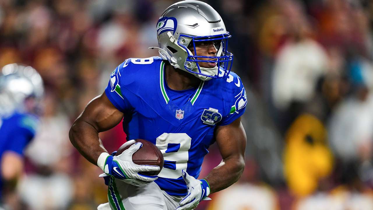 The Chiefs have signed former Seahawks RB Kenneth Walker III, MVP of Super Bowl LX, to a three-year contract.