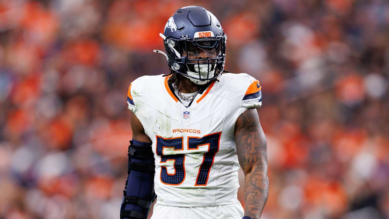 The Niners bring back Dre Greenlaw on a one-year, $7.5 million deal after a season with the Broncos