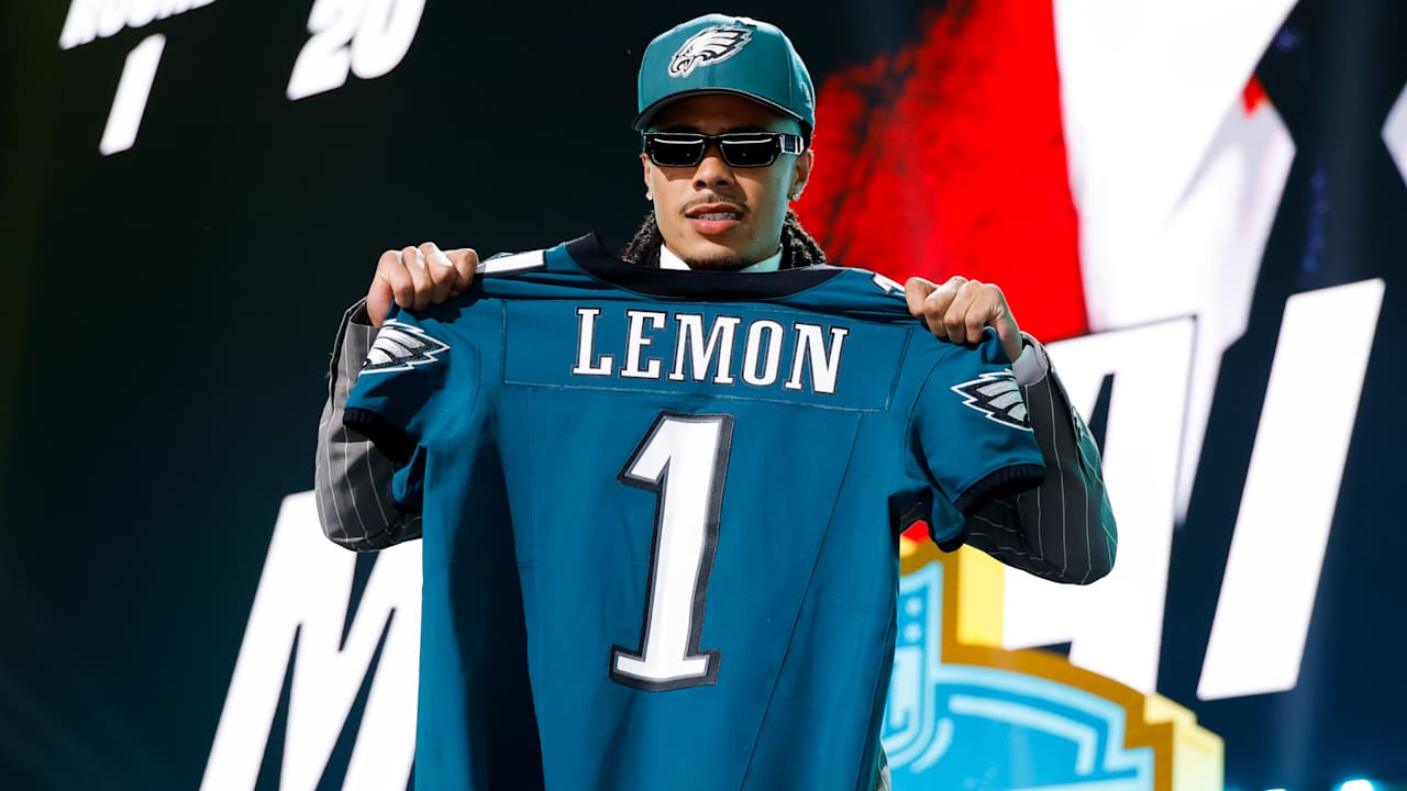 2026 NFL Draft: Eagles trade up to select USC wide receiver Makai Lemon with No. 20 overall pick