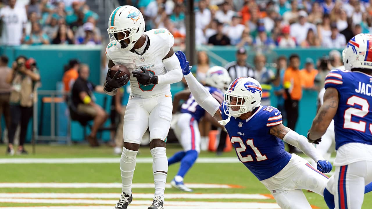 Dolphins' Malik Washington doesn't feel pressure to lead WR room: 'We just have to play our best football'