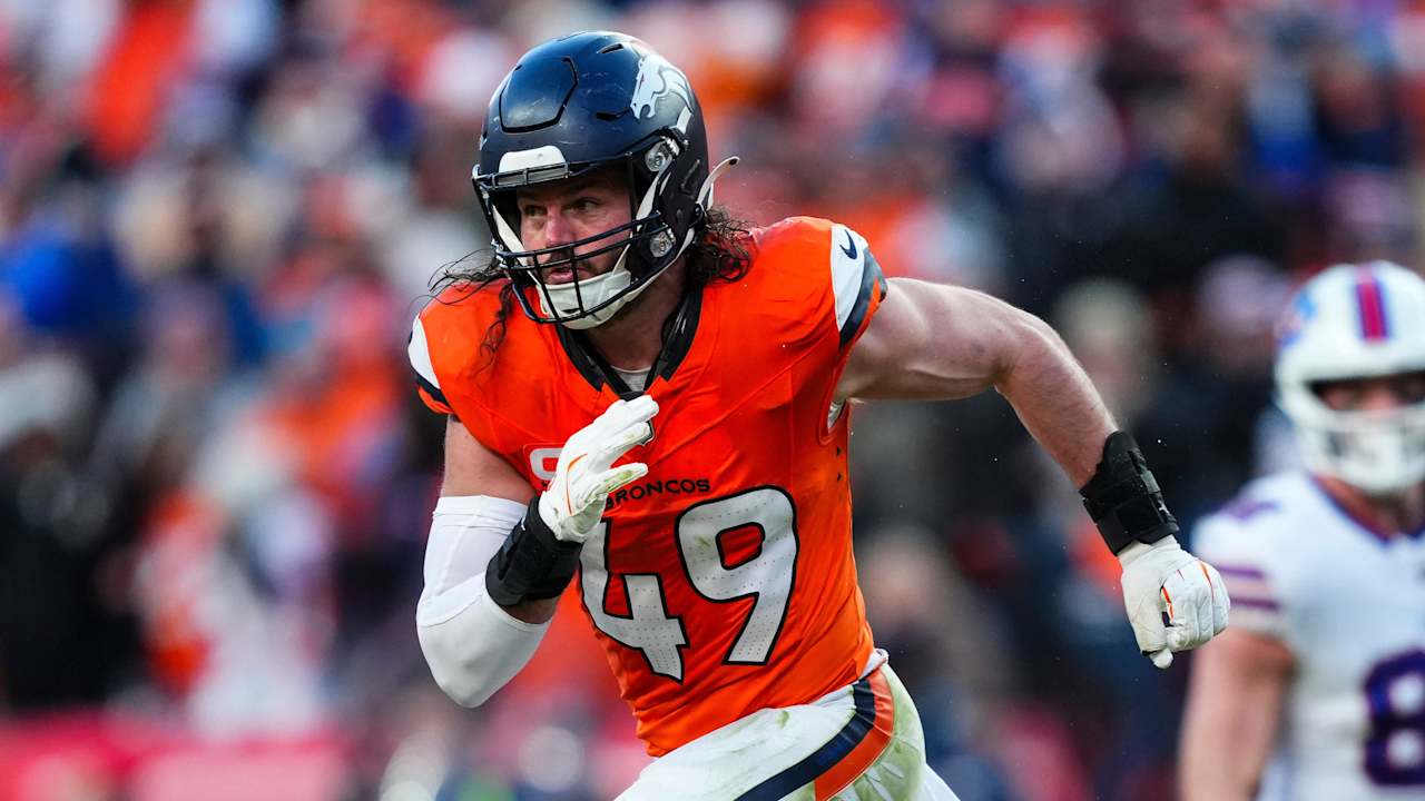 Alex Singleton: 'We want to be the best Broncos defense ever'