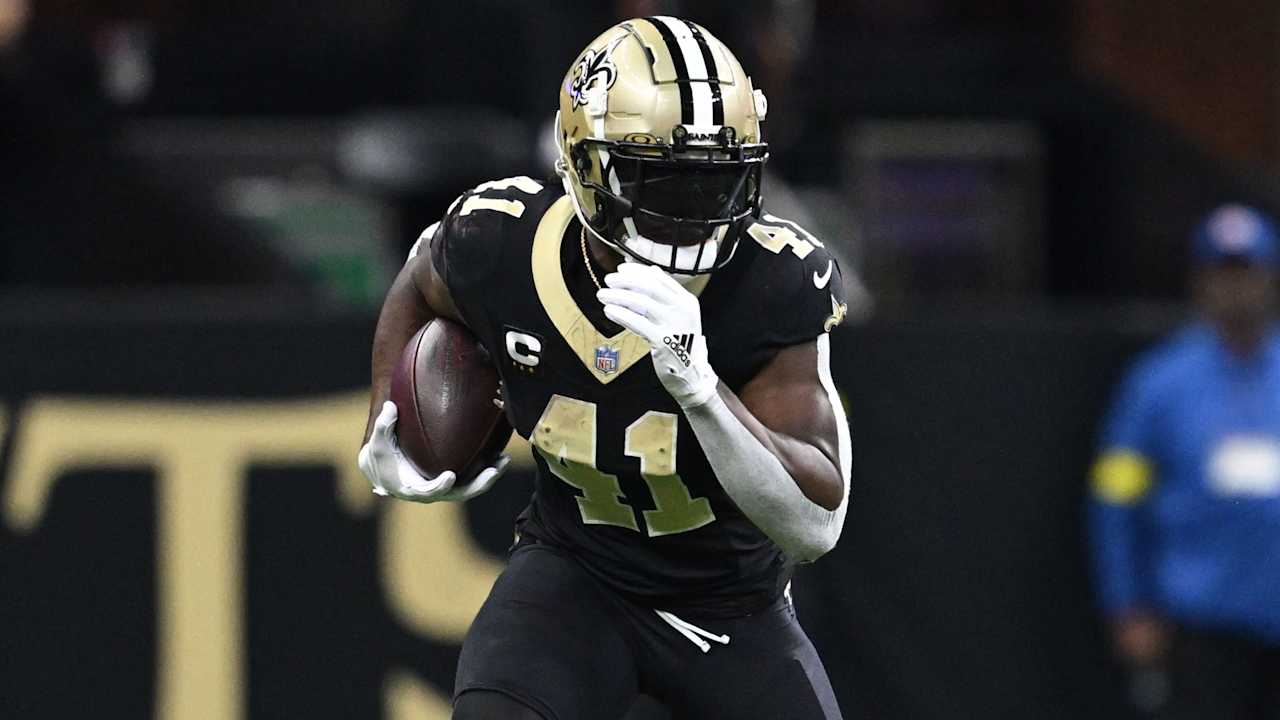 Alvin Kamara makes it clear he's looking forward to his 10th season with the Saints