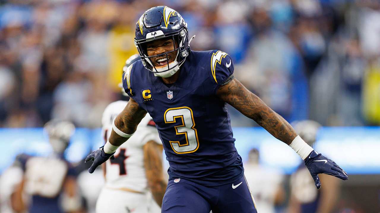 Chargers S Derwin James agrees to three-year, $75.6 million contract extension