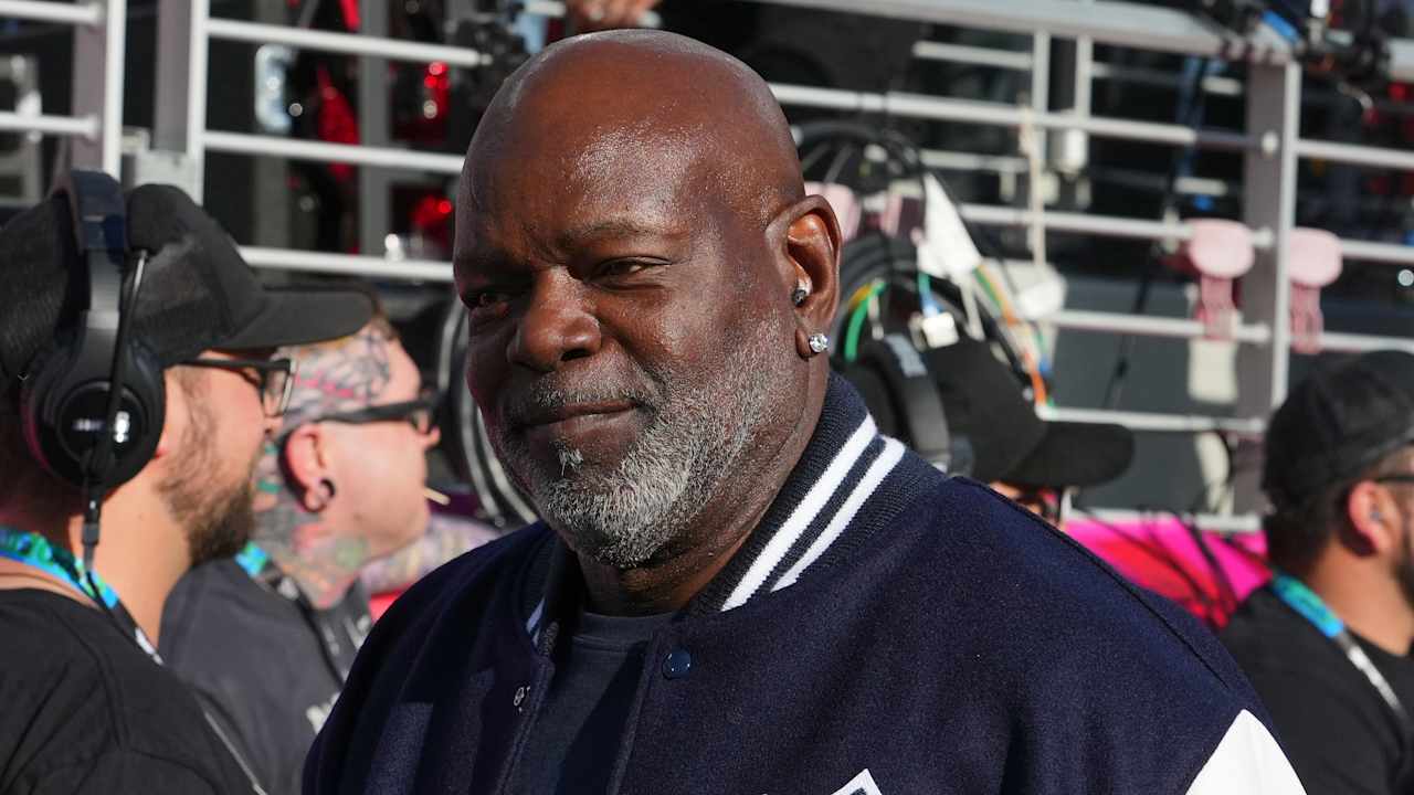 Cowboys legend Emmitt Smith praises 'quiet offseason' for Dallas: 'We don't need all this drama'