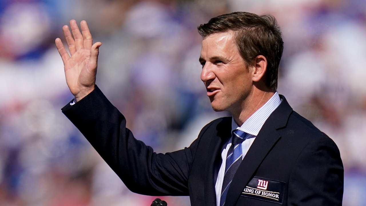 Eli Manning: Father 'didn't like the idea' of forcing trade from Chargers in 2004 NFL Draft