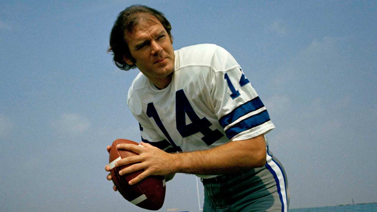 Former Cowboy Bronco Craig Morton, first QB to start Super Bowls for segregated teams, dies at 83.