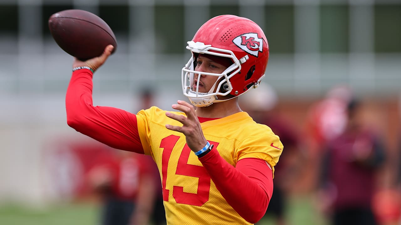GM Brett Veach on Patrick Mahomes: 'He's way ahead of schedule'