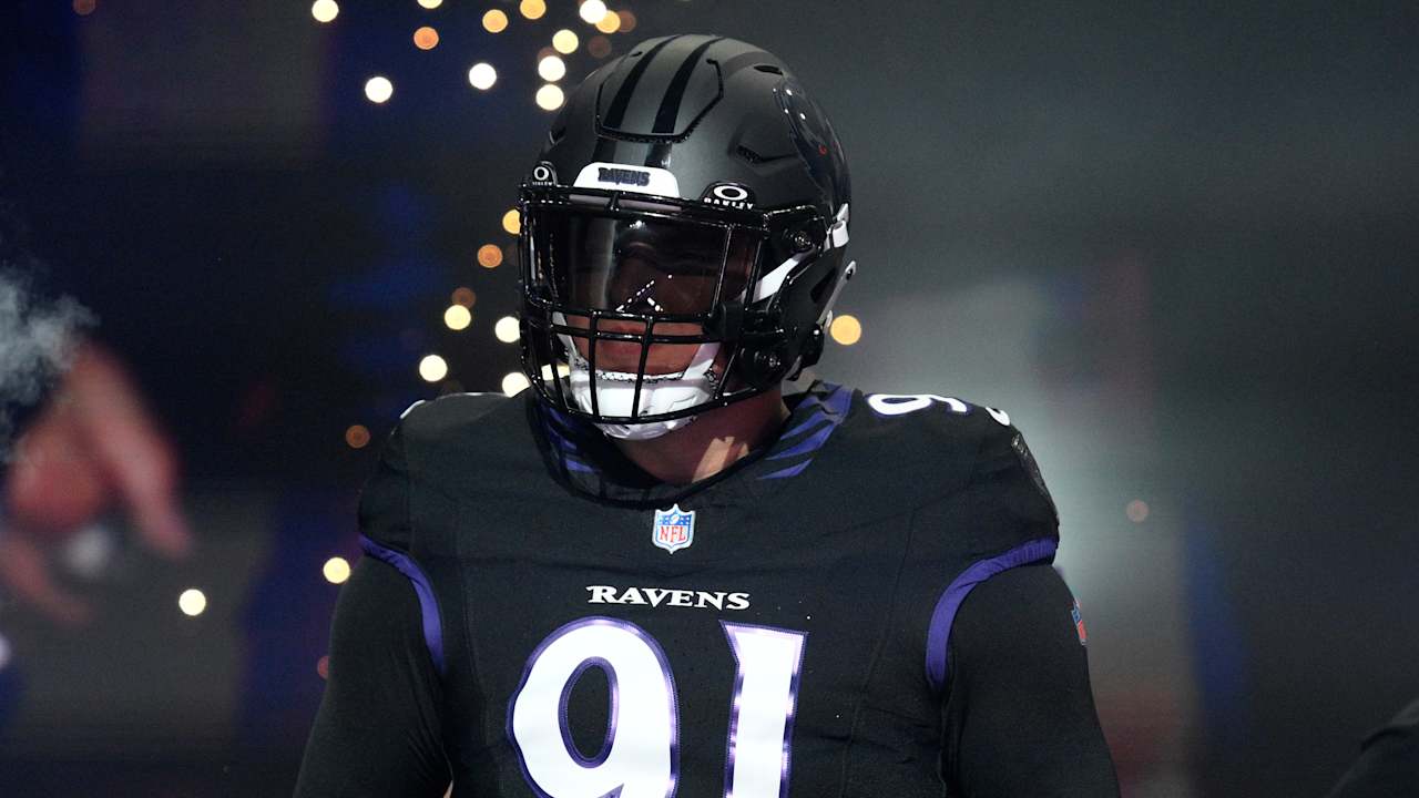 Jesse Minter impressed with how Trey Hendrickson fit with Ravens: 'Very, very, very happy'