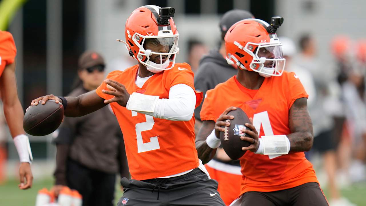 Browns' Deshaun Watson 'trying to play full season' as 'main focus' is on being QB1