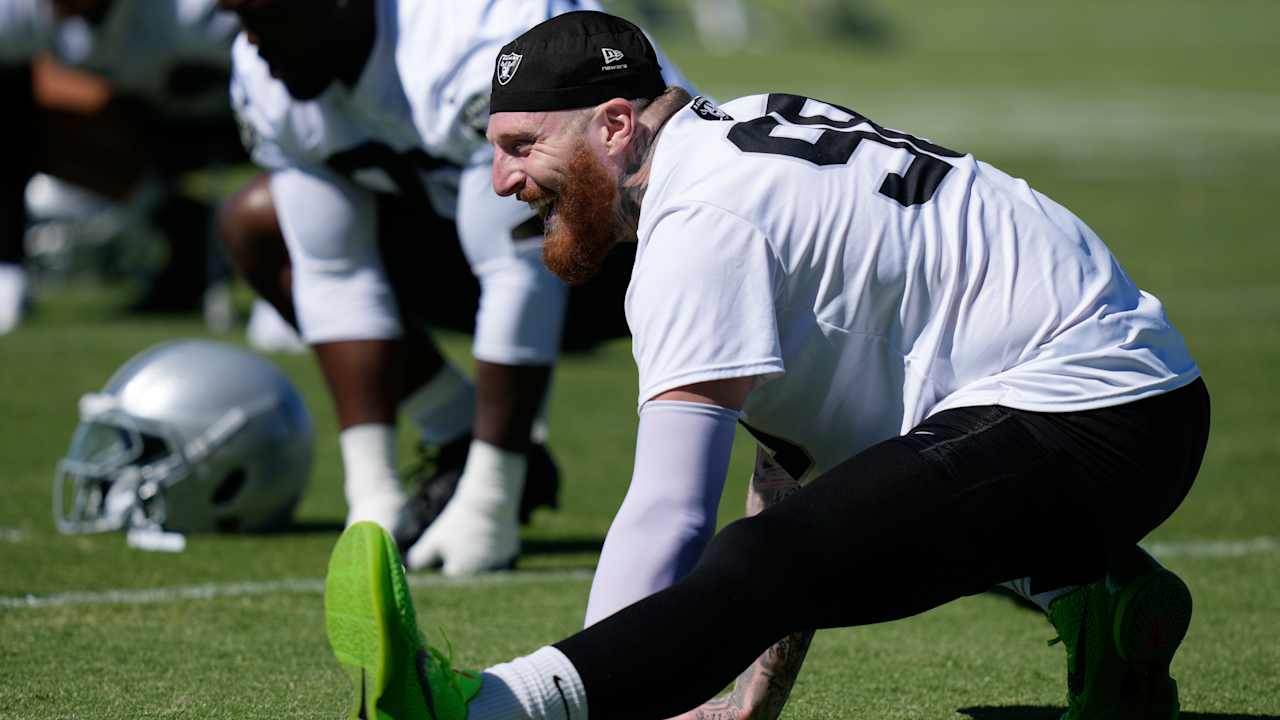 Maxx Crosby focused on recovery, stays with Raiders after unorthodox trade: 'Water under the bridge'