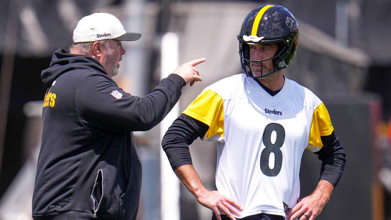 Steelers' Aaron Rodgers on Mike McCarthy's familiar offense: 'That's stuff we used to run'