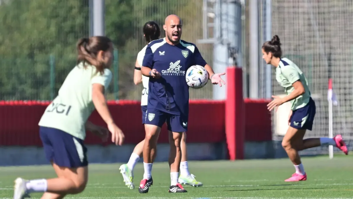 Victor Martin confronting his previous team.