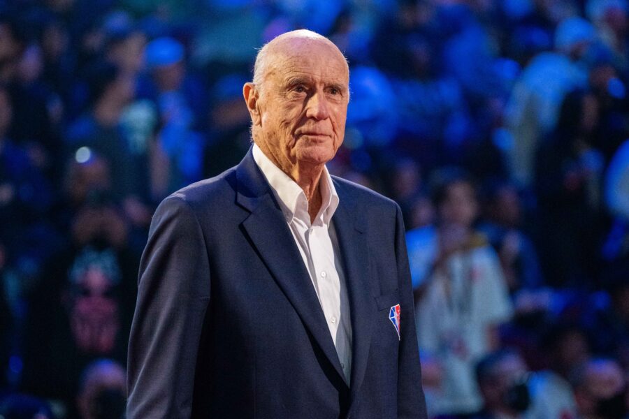 Hall of Famer Bob Pettit dies at age 93